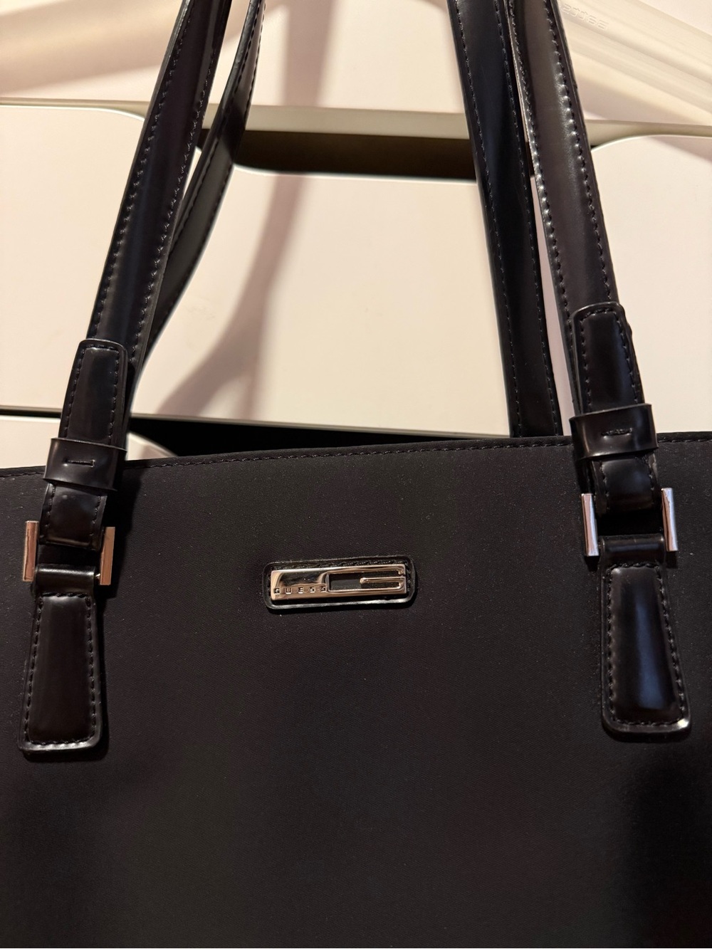 GUESS vintage shoulder bag
